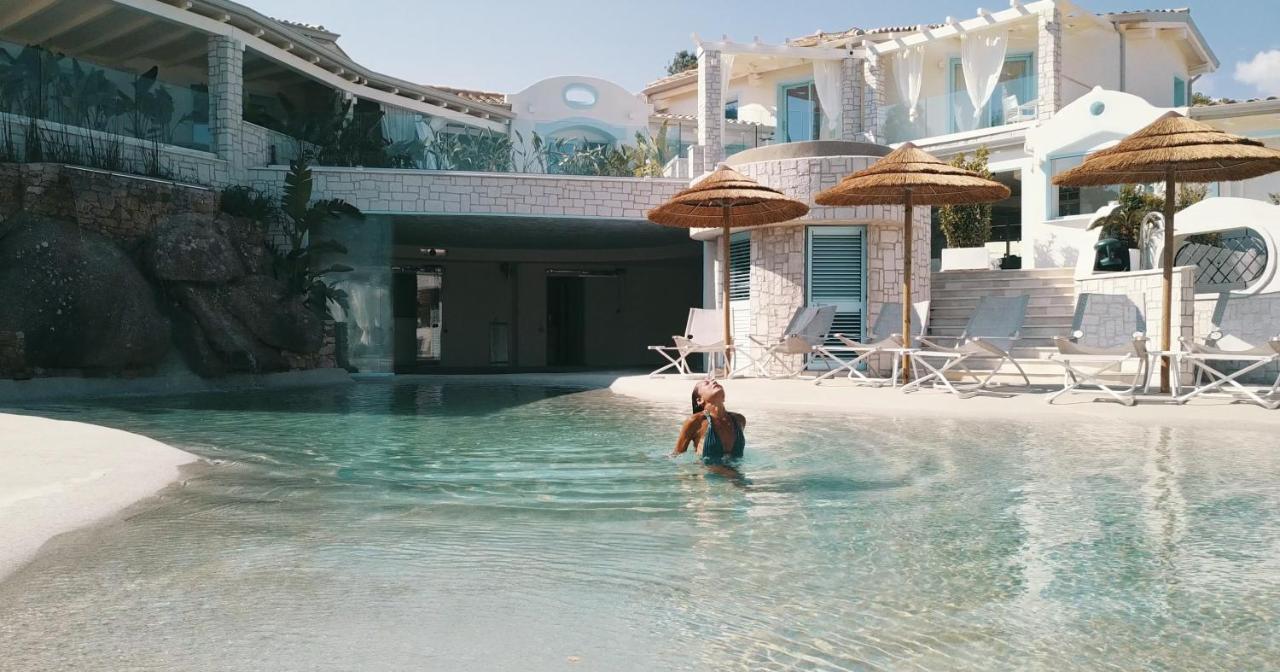 Hotel Oasi Blu Sardinia Santa Margherita di Pula Esterno foto