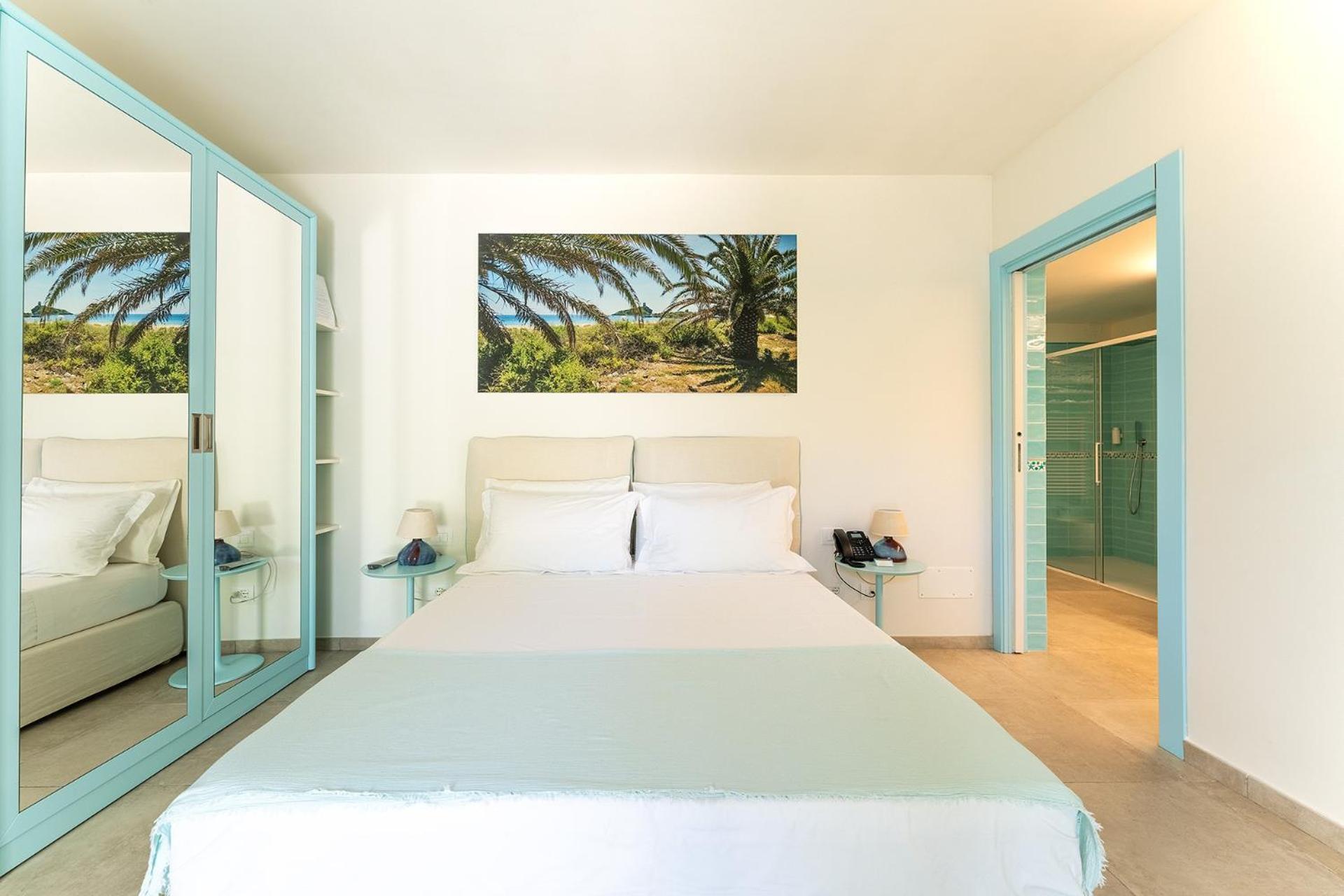 Hotel Oasi Blu Sardinia Santa Margherita di Pula Esterno foto