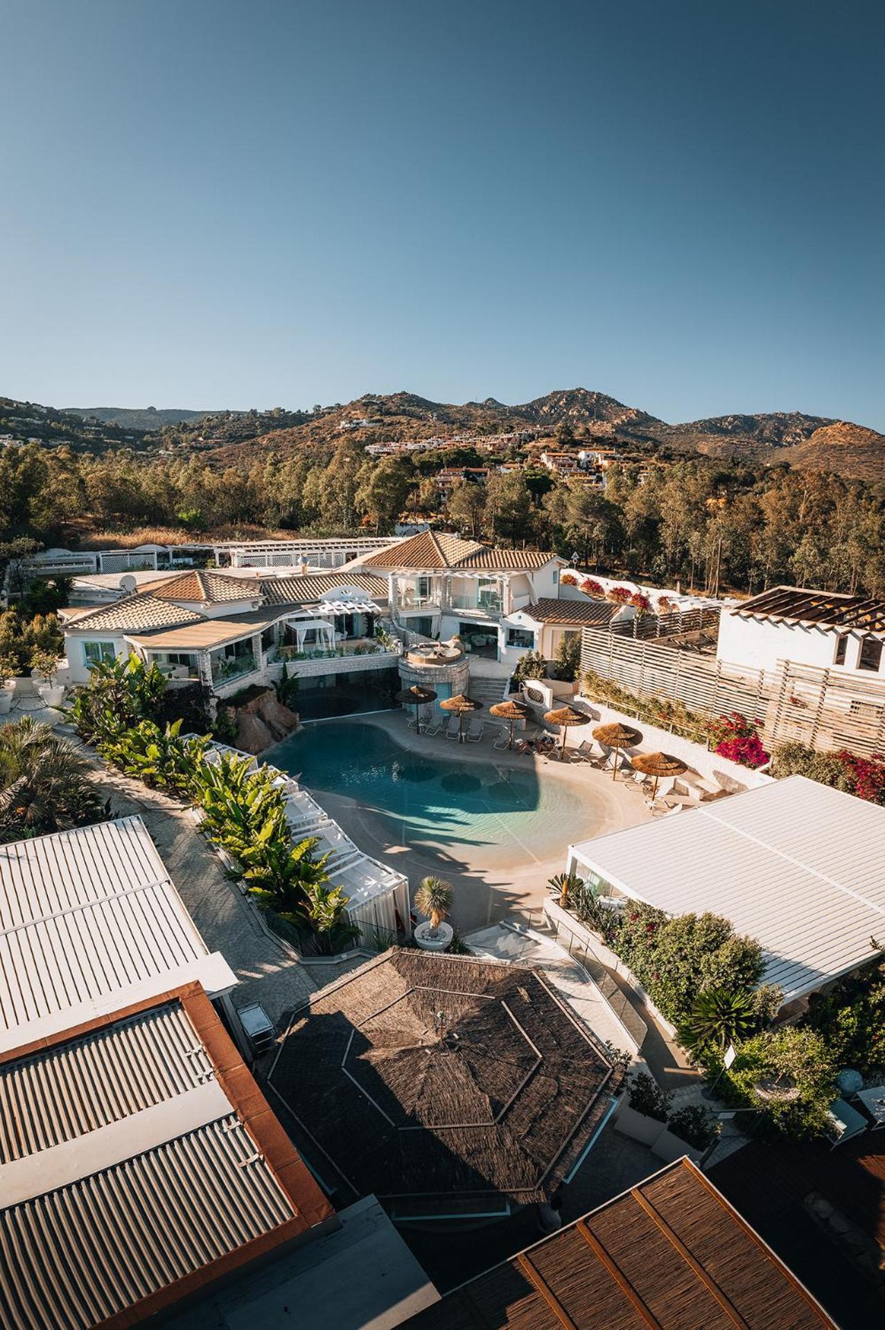 Hotel Oasi Blu Sardinia Santa Margherita di Pula Esterno foto